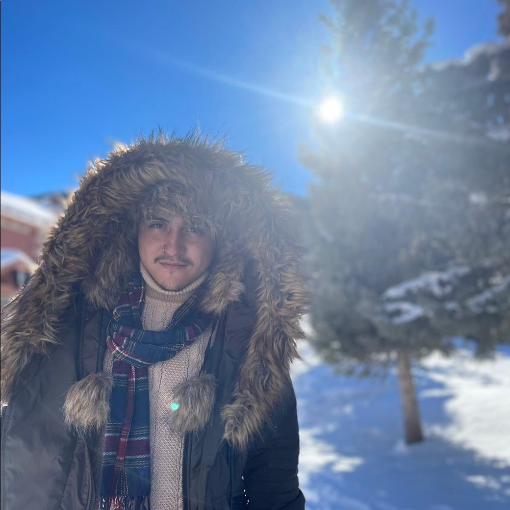 Meet your Posher, Roberto